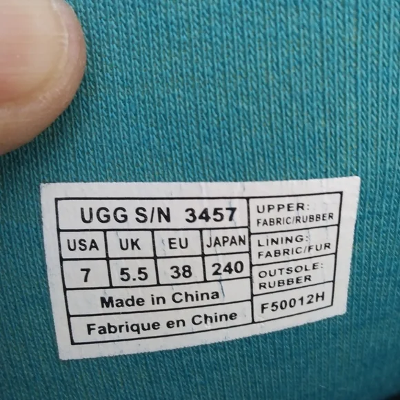 UGG plaid x hunter green rainboots - Picture 12 of 15